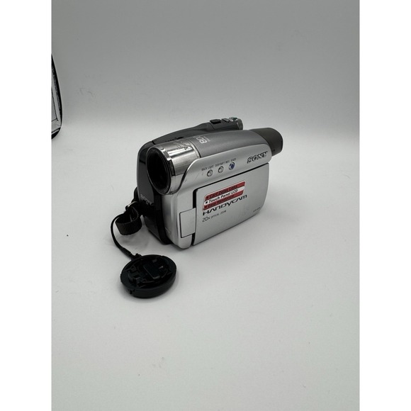 Sony Handycam DCR-HC26 Digital Video Camera Recorder 20X Zoom *Bad Touchscreen* - Picture 9 of 16